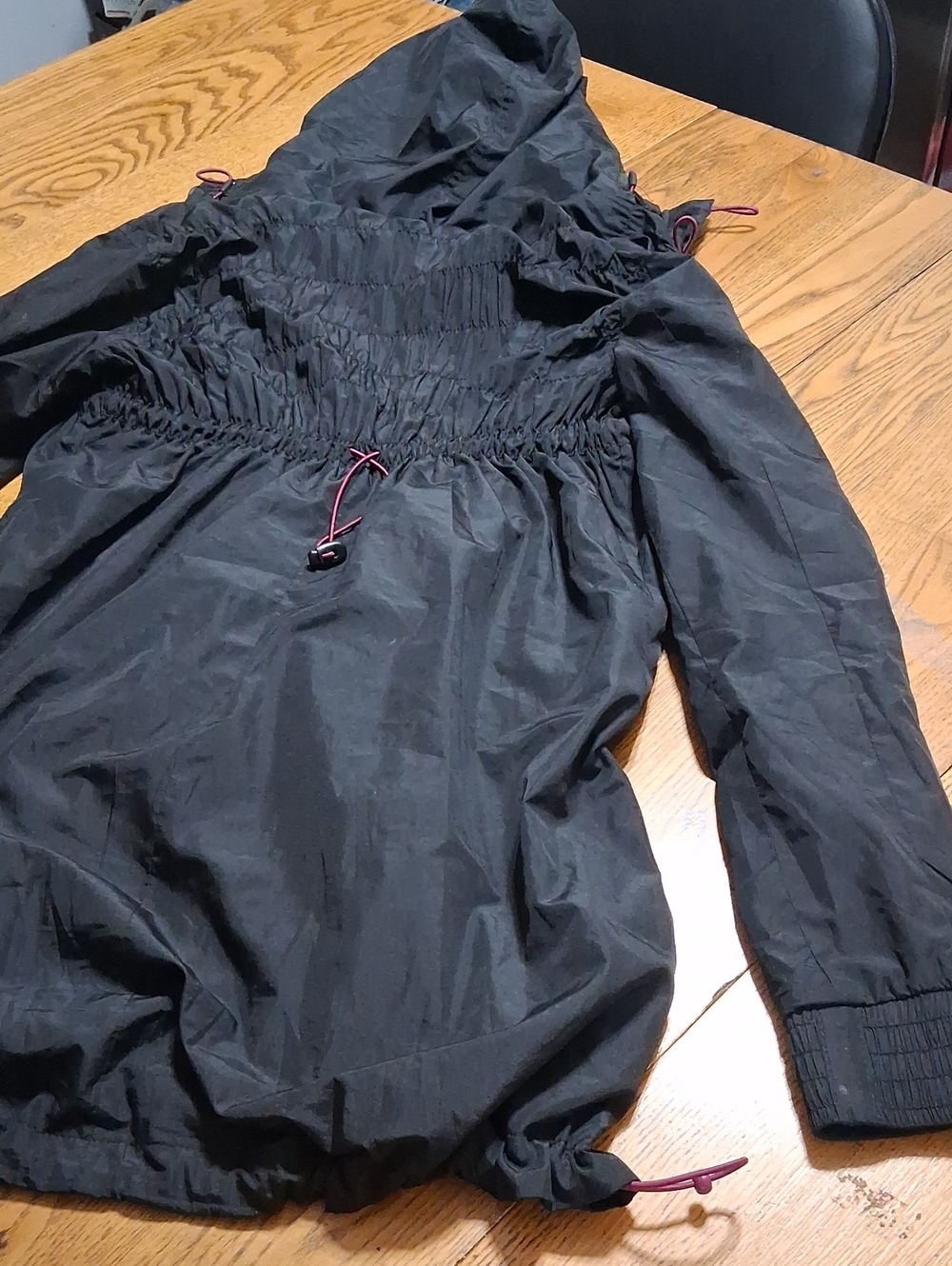 ATHLETA Jacket Womens S / M ?? BLACK Preowned Coat HOOD Exercise Workout - Picture 10 of 10